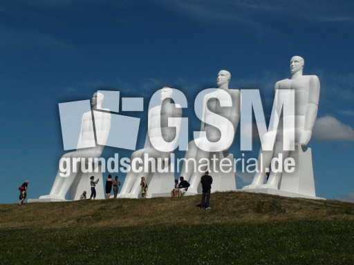 Menschen am Meer.JPG